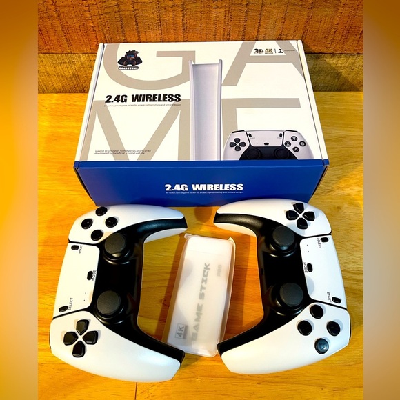 2.4G Wireless Retro Gaming Console Stick - Picture 1 of 4
